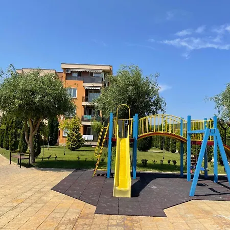 Fort Garden Apartment