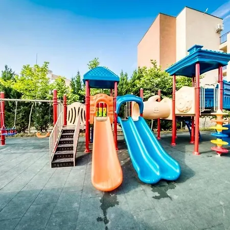 Апартамент Fort Garden Слънчев бряг