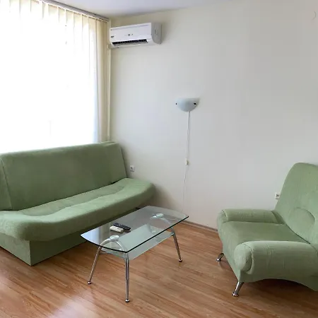 Апартамент Fort Garden Слънчев бряг